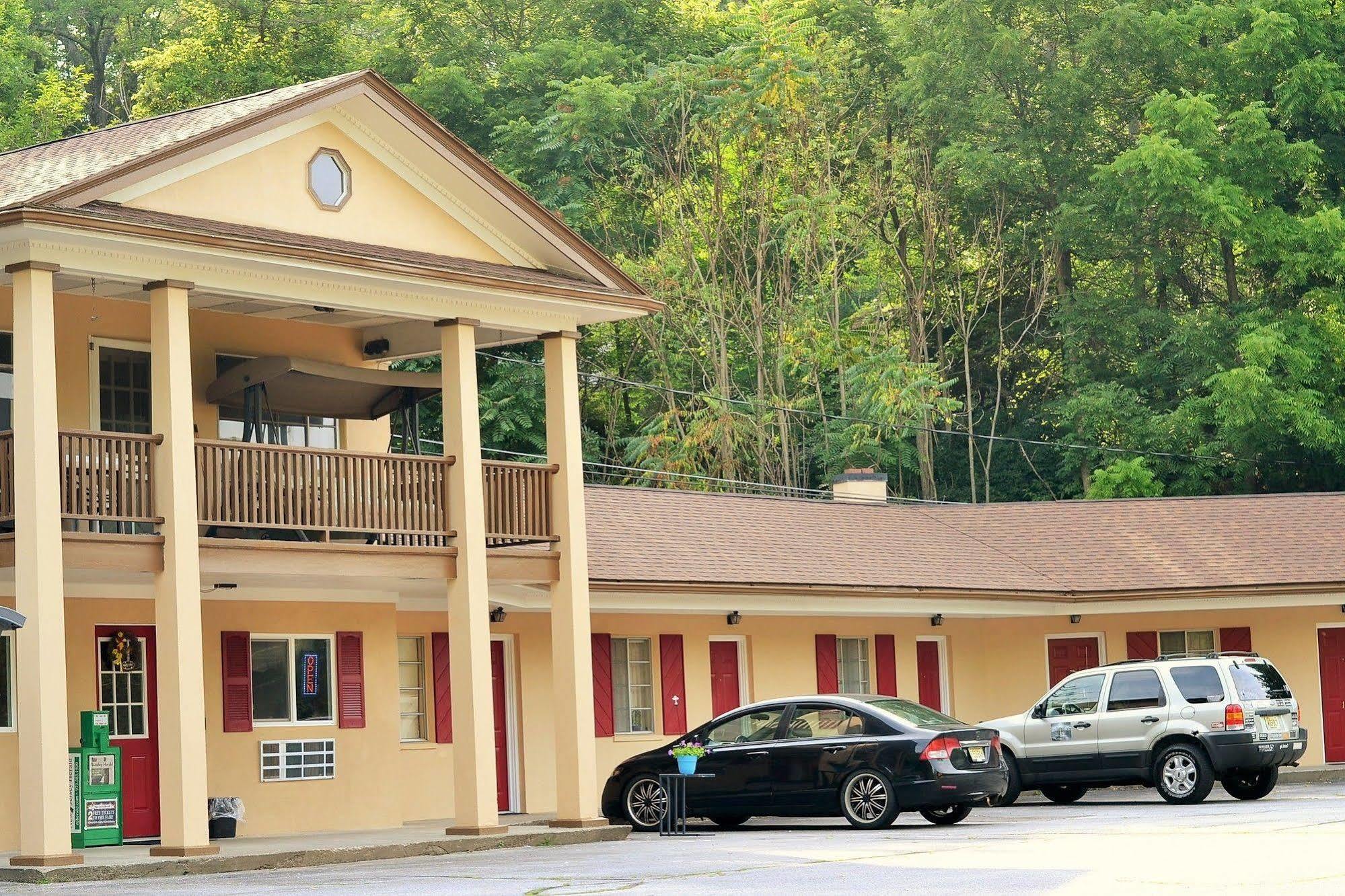 Holiday Motel Andover Exterior photo